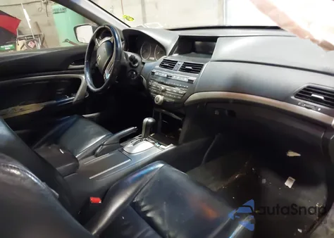 2011 Honda Accord 2.4 Ex-L z USA, uszkodzony, nr VIN 1HGCS1B80BA004208